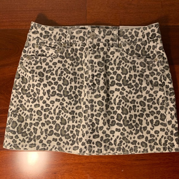 leopard Corduroy skirt - Picture 1 of 3